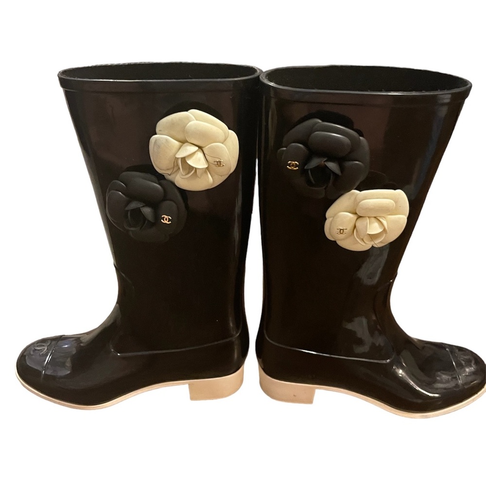 Rubber Camellia Rain Boots 38 Black - Picture 1 of 4